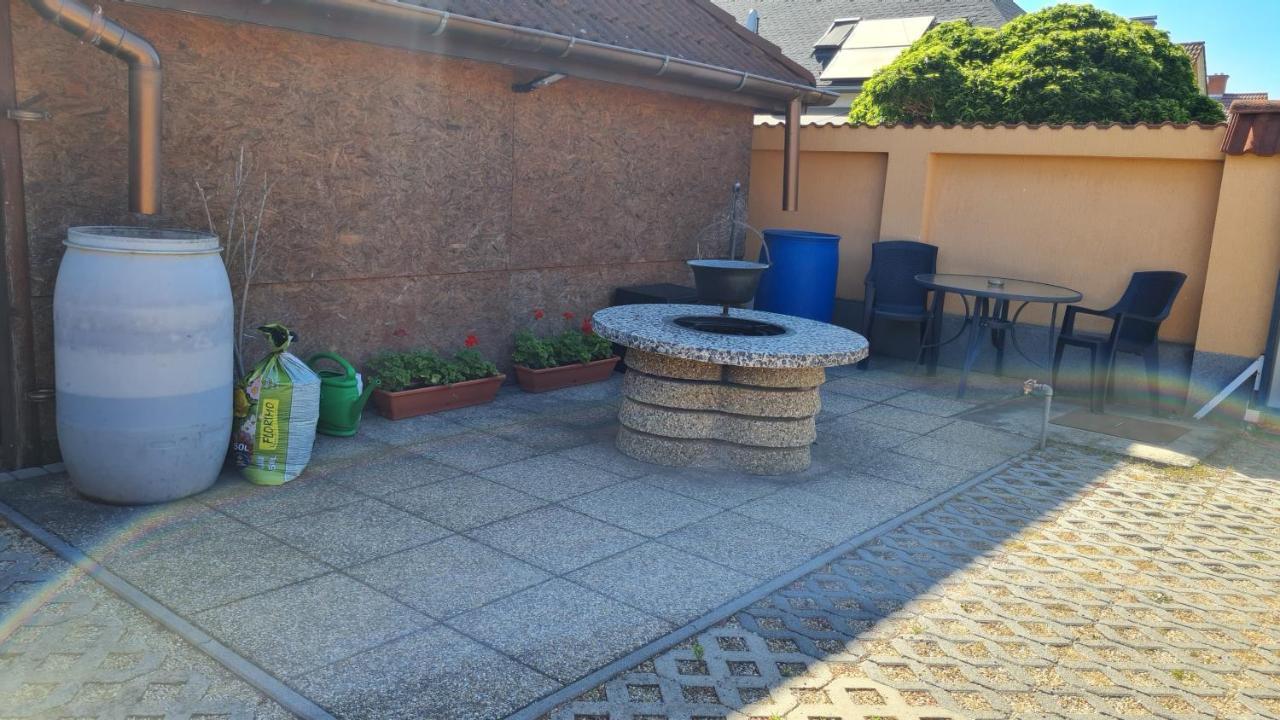 ADA Apartmanház Hajduszoboszlo Exterior foto