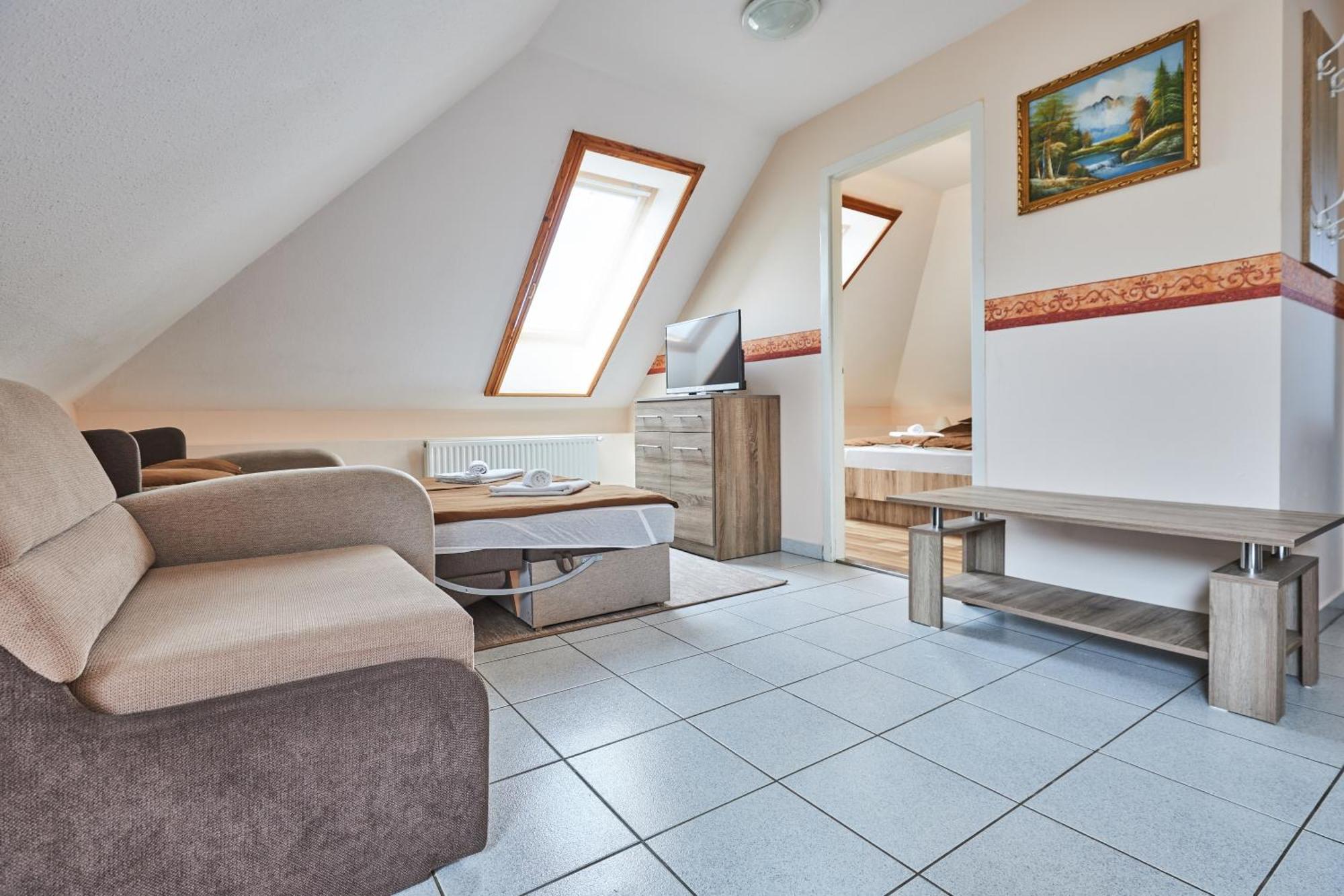 ADA Apartmanház Hajduszoboszlo Exterior foto