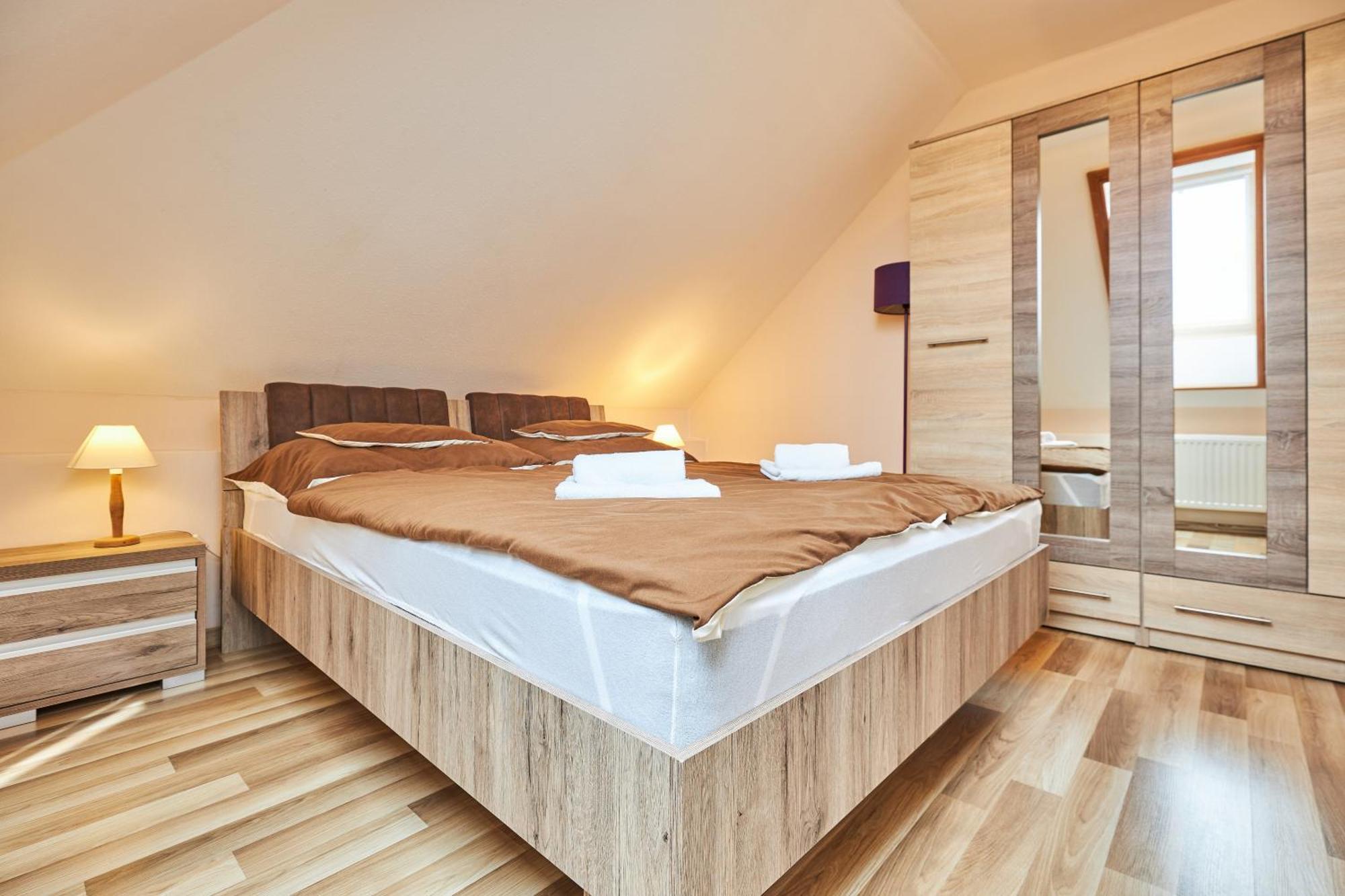 ADA Apartmanház Hajduszoboszlo Exterior foto