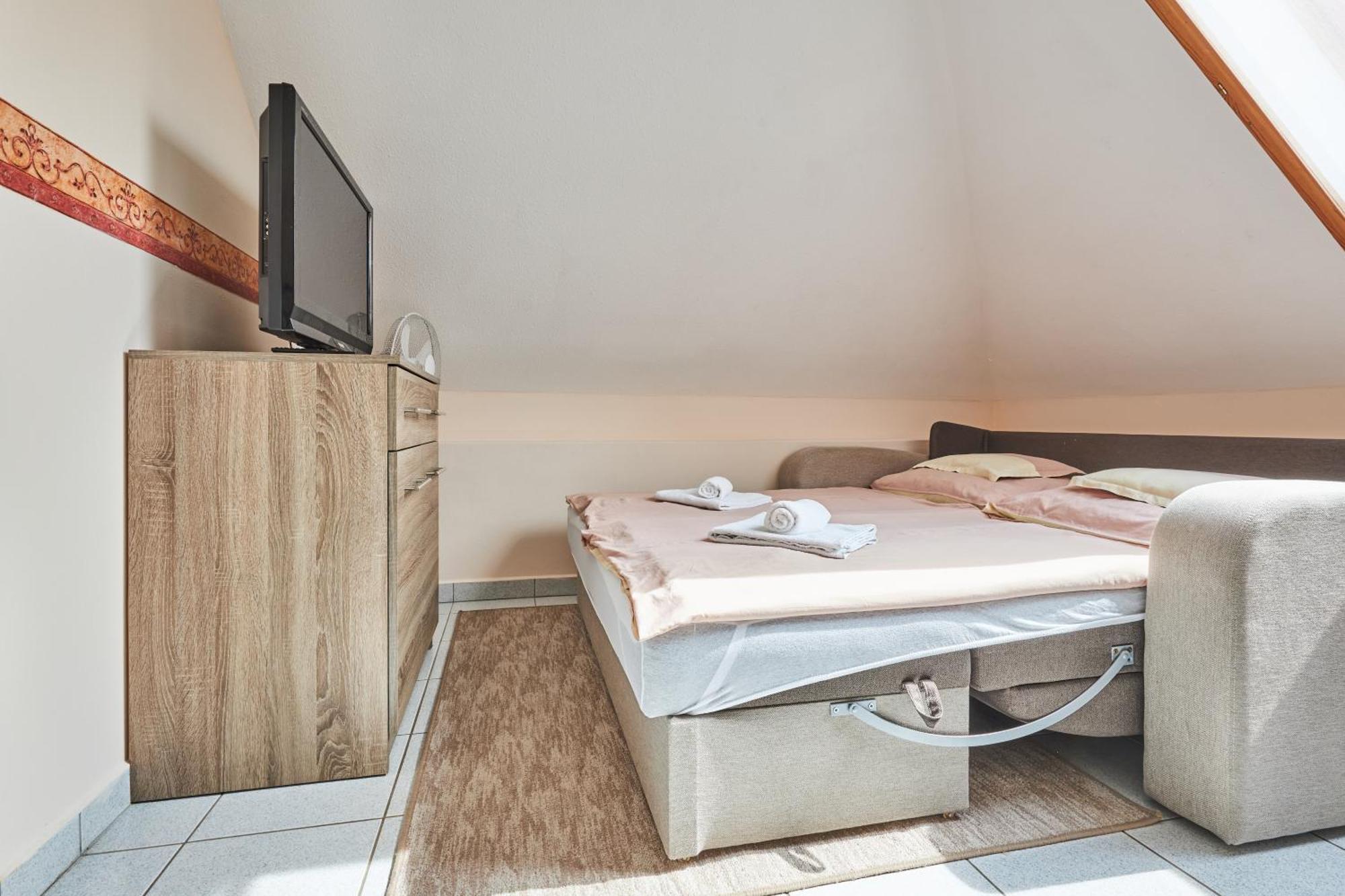 ADA Apartmanház Hajduszoboszlo Exterior foto