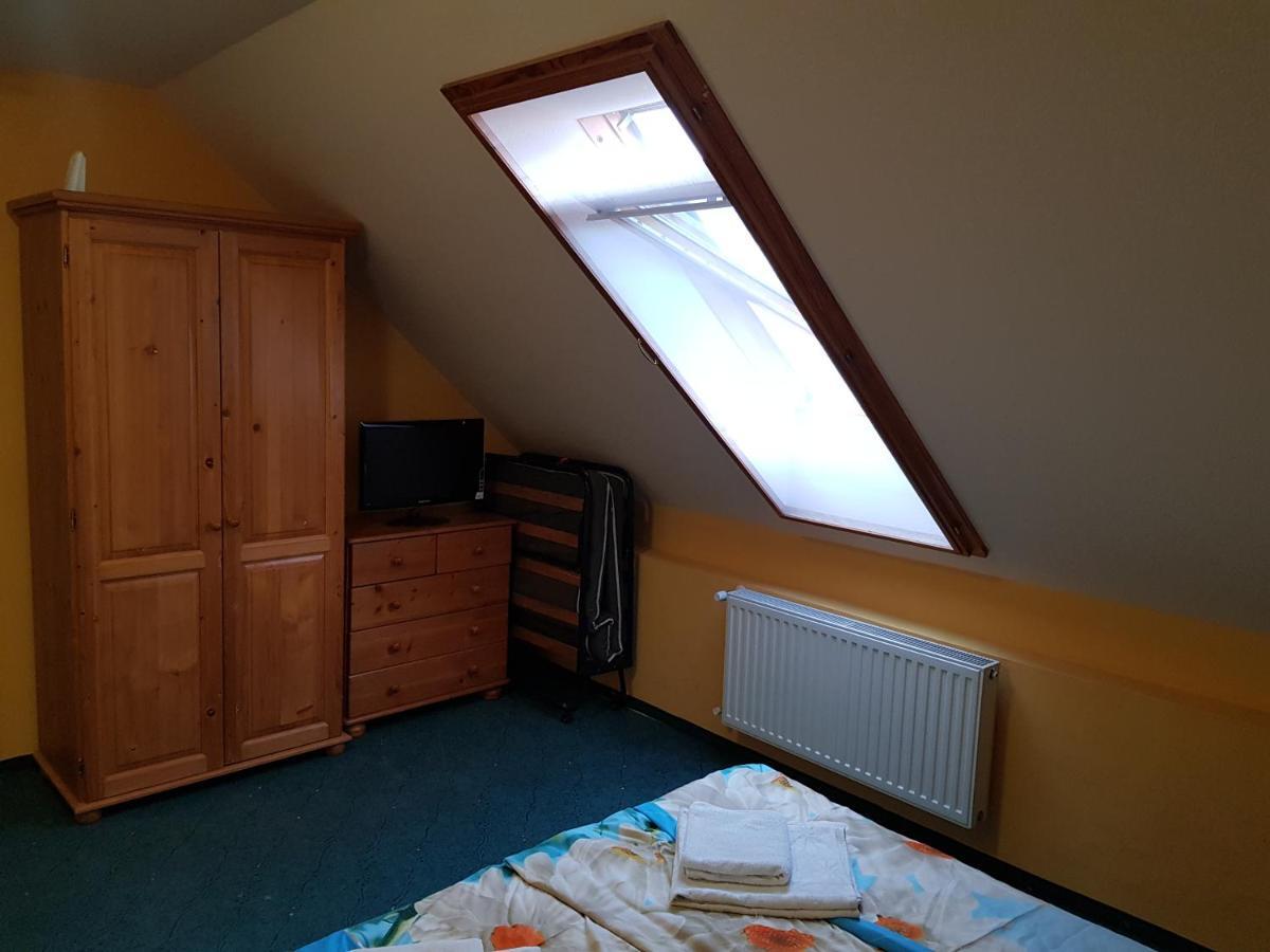 ADA Apartmanház Hajduszoboszlo Exterior foto
